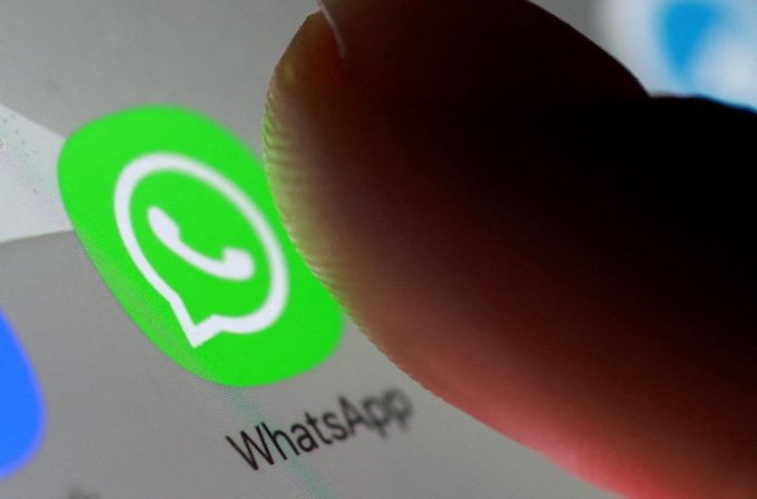 The WhatsApp app icon is seen on a smartphone in this illustration taken October 27, 2025. REUTERS/Dado Ruvic/Illustration